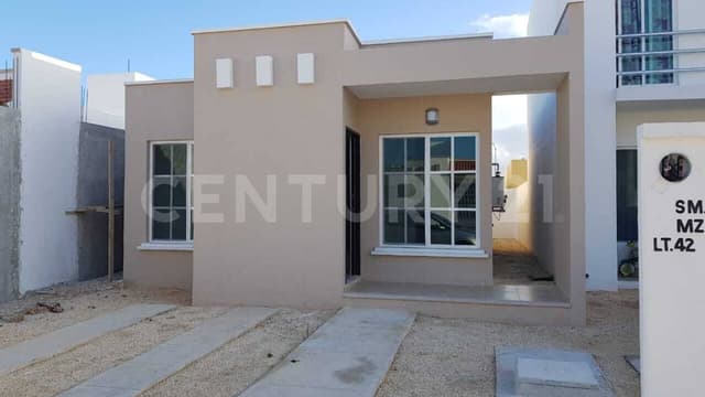 CASA NUEVA EN MARSELLA EN RENTA P2758