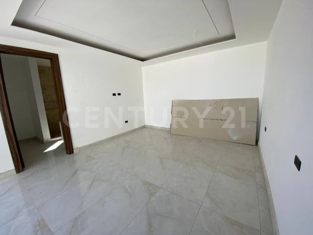 CASA NUEVA EN VENTA DE UN PISO EN FRACC. LEONES ETAPA 1. ALDAMA CHIHUAHUA