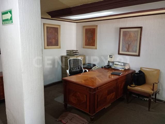 Piso de oficinas en 1er piso, a media cuadra de Barranca del Muerto.