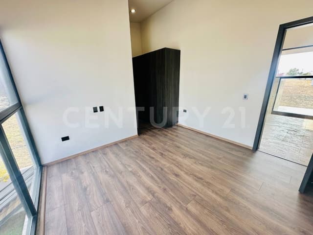 ESTRENA EXCLUSIVA CASA DE DOBLE VISTA EN RESIDENCIAL GRAN RESERVA