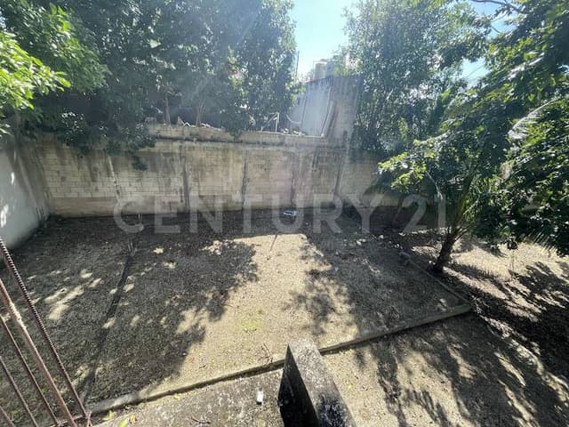 Lote de 306.41 m en colonia ejido, calle 10 sur entre diagonal 70 y 65