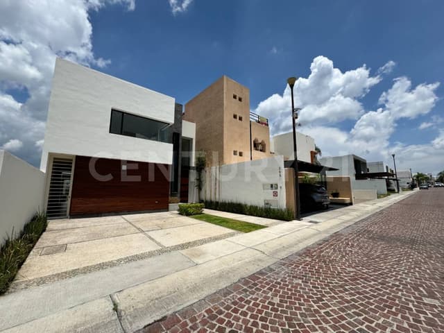 Casa en venta en Cumbres del Lago Juriquilla