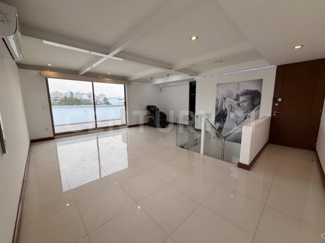 Departamento PH con 3 estacionamientos y roof en San José Insurgentes