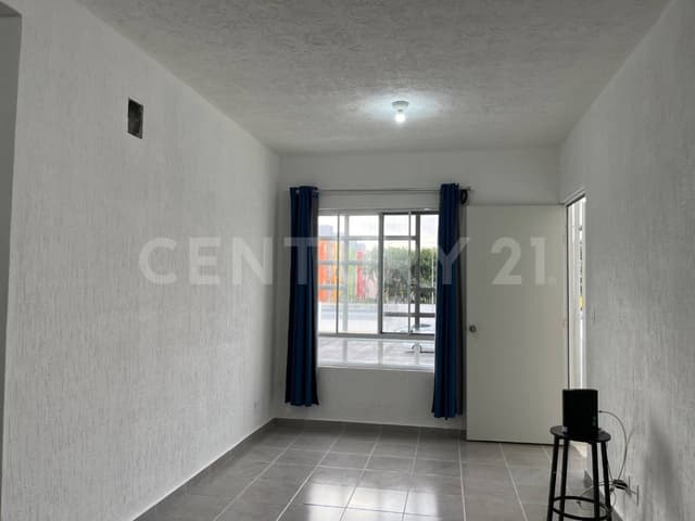 Departamento de 2 recamaras en renta Paseos Sisal en Playa del Carmen P4604