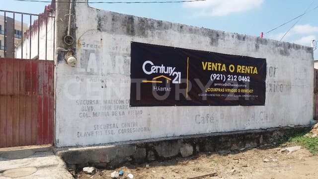 BODEGA / LOCAL EN VENTA Col. Playa de Oro Coatzacoalcos, ver.