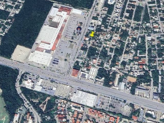 En Venta Terreno Ejido a pasos de Centro Maya y Carretera Federal