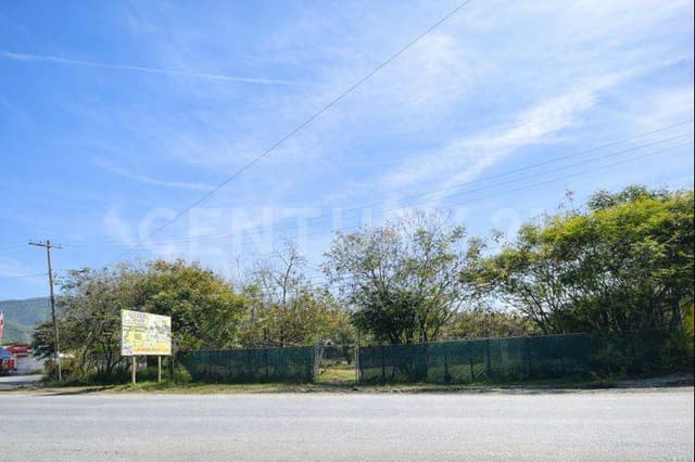 Renta de terreno en el Huajuquito, Santiago, Nuevo Leon