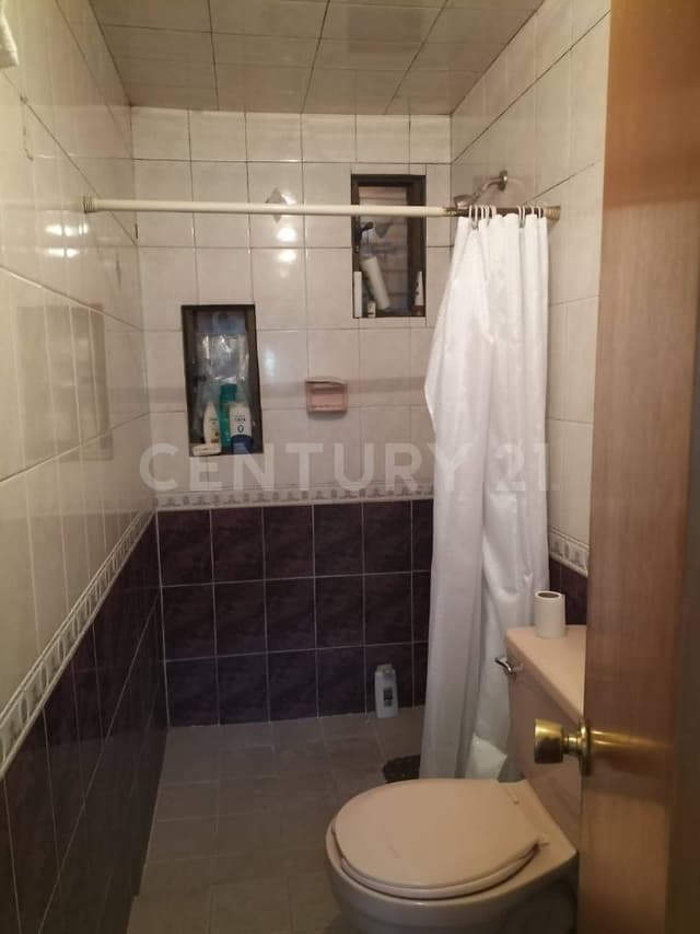 Casa en Venta con Jardín de 335 mt a pie de carretera cerca del Centro de Amozoc