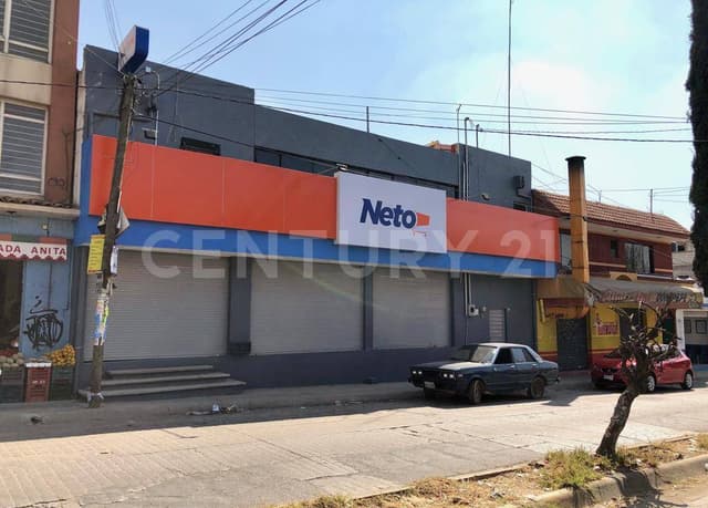 SE RENTA INMUEBLE PARA GIROS COMERCIALES EN LA COLONIA DEL MAESTRO
