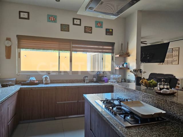 CASA EN VENTA CARRETERA NACIONAL SANTA ANITA, MONTERREY. NL