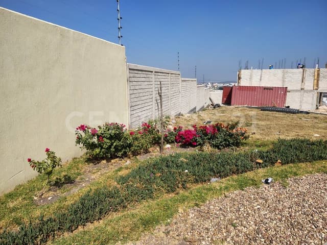 Venta de Terreno en esquina en Capital Sur