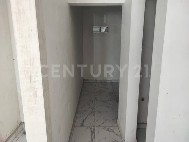 LOCAL EN RENTA, Rosendo G. Castro #670, Colonia Centro