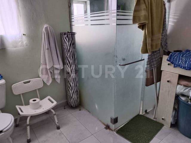 CASA EN VENTA EN COLONIA LA GRANJA