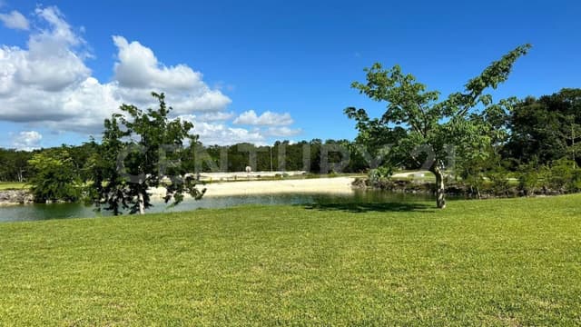 Terreno en venta, Lausana, Privada Victoria, Cancún