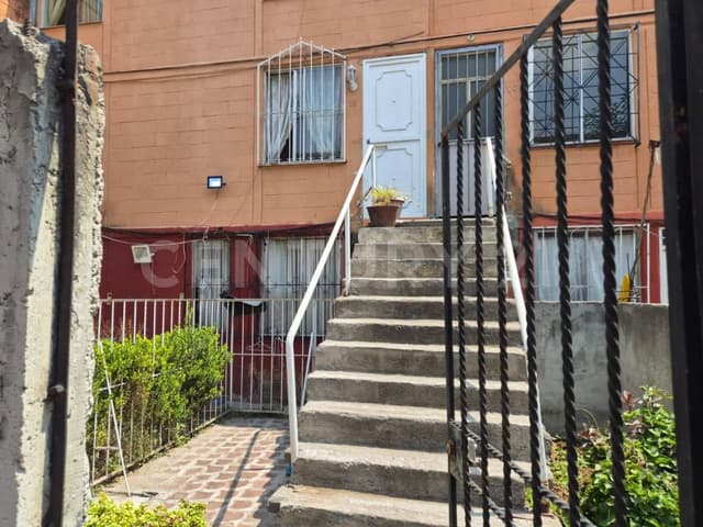 Departamento planta alta en venta en San Pablo III-B, San Pablo de las Salinas