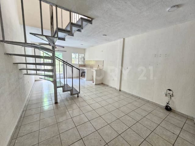 CASA EN VENTA, VALLE REAL POMOCA, CARR. VILLAHERMOSA A NACAJUCA, TABASCO