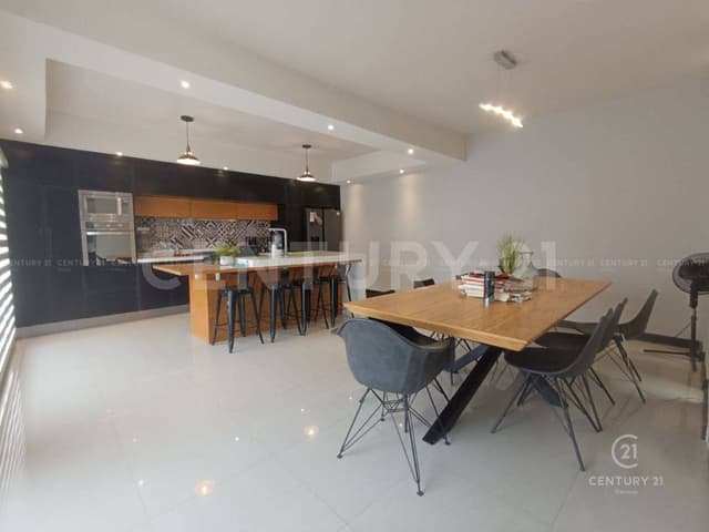 CASA AMUEBLADA EN RENTA EN COL. ARQUITECTOS EN CHIHUAHUA, CHIH.