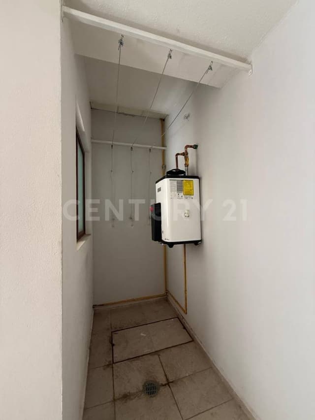 SE RENTA DEPARTAMENTO NUEVO EN SANTA ROSA