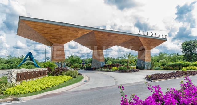 CASA EN PREVENTA EN MERIDA YUCATAN. RESIDENCIAL ALTOZANO