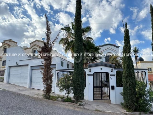 Casa en Venta en Residencial el León, Etapa III. Chih.
