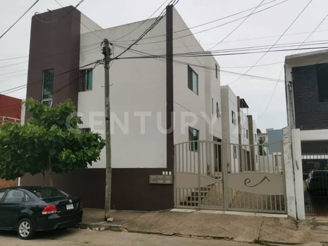 CASA EN VENTA Col. Petrolera C. Chihuahua Coatzacoalcos Ver.