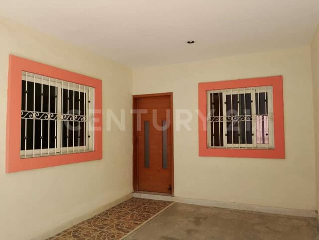 Se vende casa en San Isidro, Villa de Alvarez, Col.