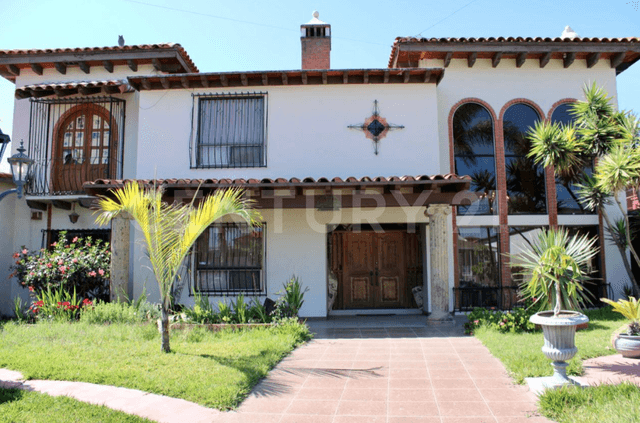 Casa en venta en Zona Centro, Ensenada, Baja California