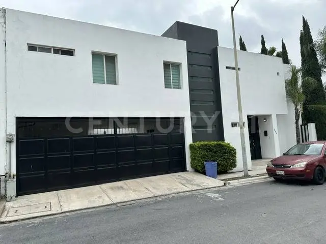 CASA EN RENTA EN COL. CUMBRES ELITE SECTOR HACIENDA EN MONTERREY
