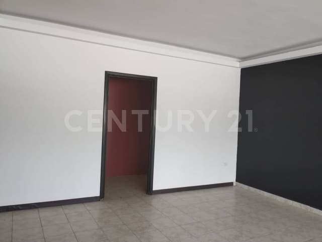 RENTA LOCAL EN EULALIO GUTIERREZ EN SALTILLO