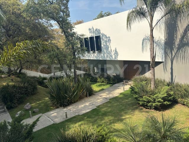 Renta de Casa en Fraccionamiento Hacienda de Valle Escondido, Atizapan