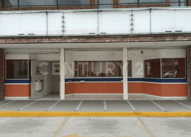 Local Comercial en renta dentro de Plaza Totoltepec Local 5