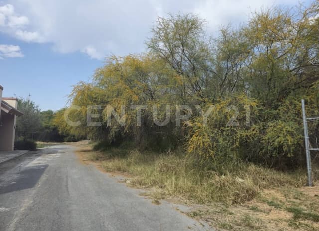 TERRENO EN VENTA EN COL. CAMPESTRE PASEO DEL ANGEL EN CADEREYTA JIMENEZ NL