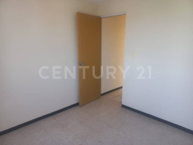 CASA EN VENTA, FRACCIONAMIENTO LOS HEROES OZUMBILLA