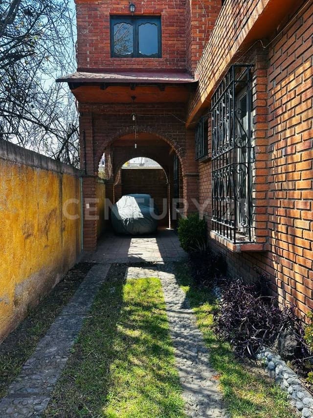 Casa en Renta – Real de Metepec, San Miguel Totocuitlapilco