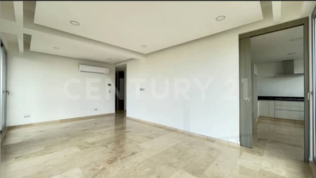 Venta de departamento en Brezza Towers, Zona Hotelera, Cancún, Q. Roo OFC2423