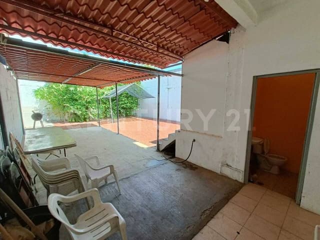 Locales comerciales con terraza ideales para negocio en Lomas de San Juan