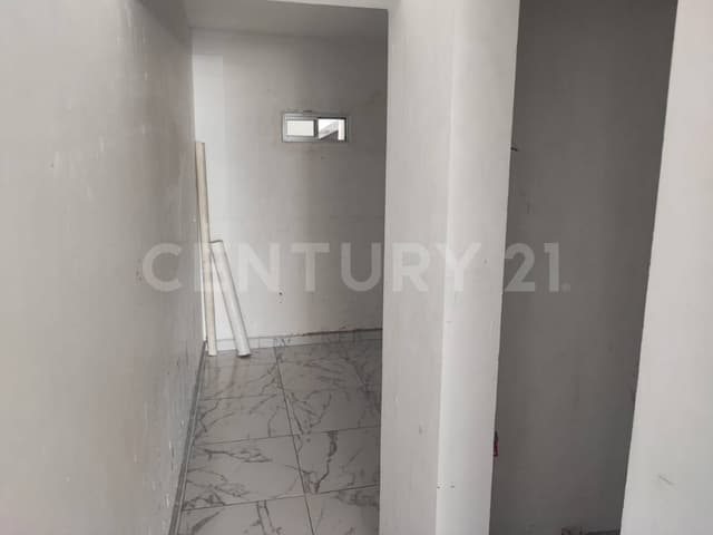 LOCAL EN RENTA, Rosendo G. Castro #670, Colonia Centro