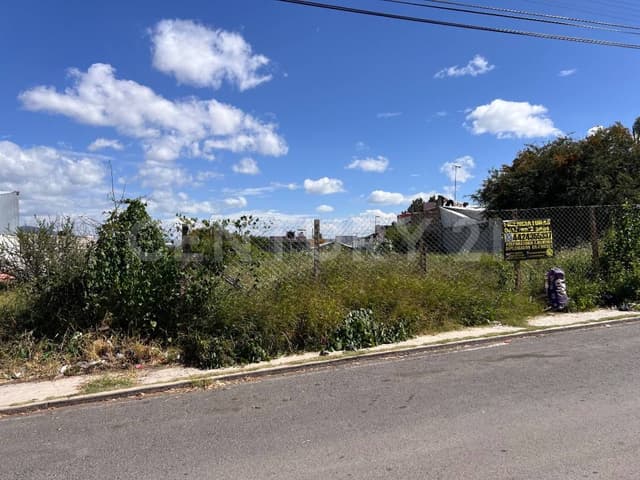 TERRENOS COMERCIALES Y DE SERVICIOS EN SAN PEDRITO PEÑUELAS, QUERÉTARO