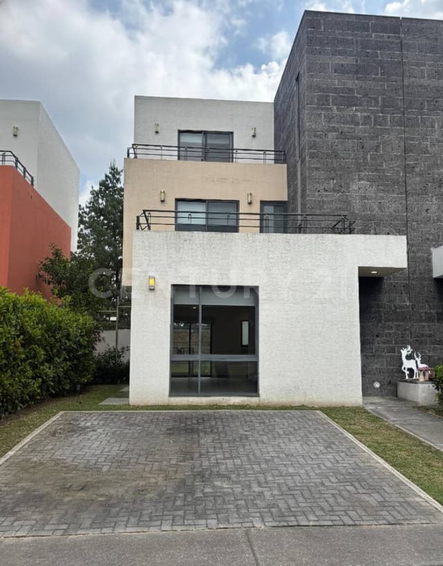 Casa en Venta en Fraccionamiento Villas del Campo Calimaya, Modelo Ibiza.