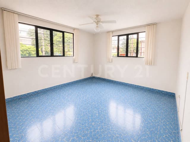 Casa en Esquina en Venta en Tlalnemex, Tlalnepantla | 5 Recámaras