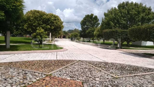 TERRENO EN VENTA, FRACC. LA JOYA, SAN CRISTOBAL DE LAS CASAS