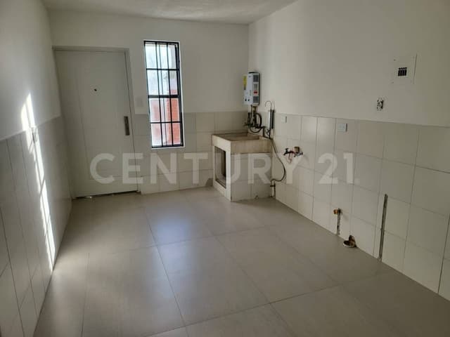 CASA EN VENTA FRAC. LOS MANZANOS