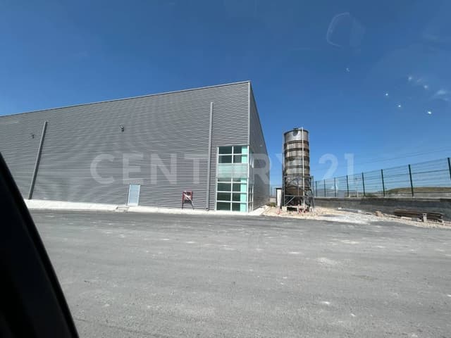 SE RENTA NAVE DE 2,185 M2 EN RAMOS ARIZPE