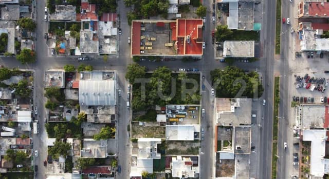 Terreno en esquina Ejido Norte a 2 cuadras de Constituyentes