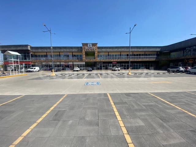 Local en Renta en Plaza Trafalgar, Circuito Ext. Metropolitano, San Mateo Atenco