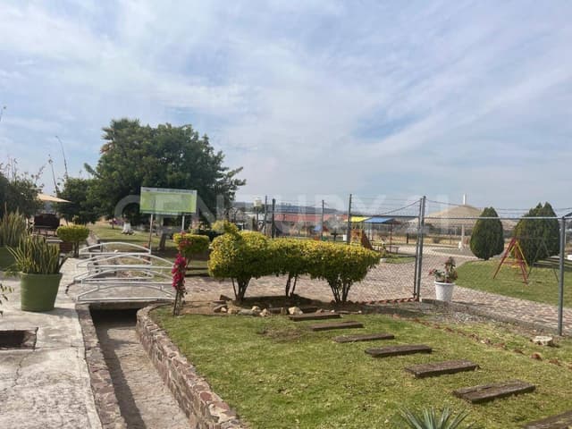 Terreno en zona residencial a la Venta