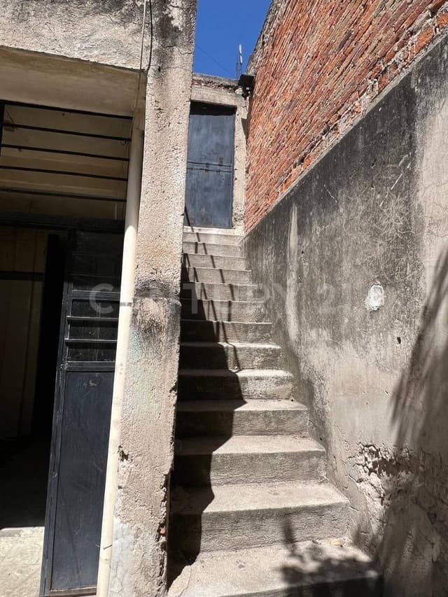 Casa en venta, en Col. Jardines de la Paz, Tlaquepaque, Jalisco.