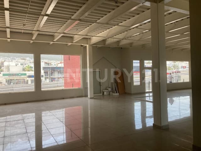 LOCAL EN RENTA, EN CUMBRES 5 SECTOR, MONTERREY N.L.