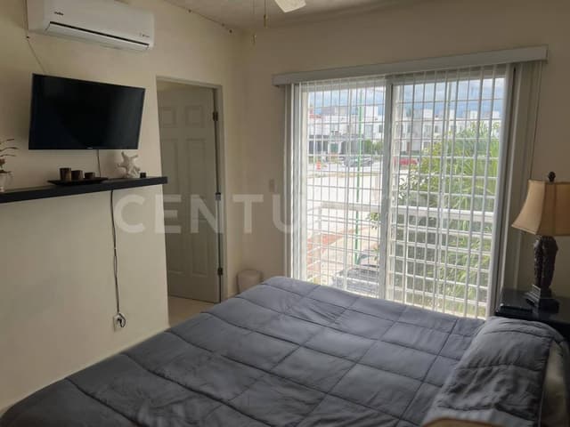 Se Renta Casa Amueblada en Cerrada Porto Foggia