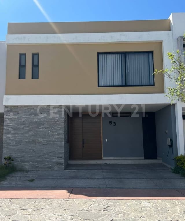 Casa en Renta en Fracc. Soare II, Zapopan, Jalisco.